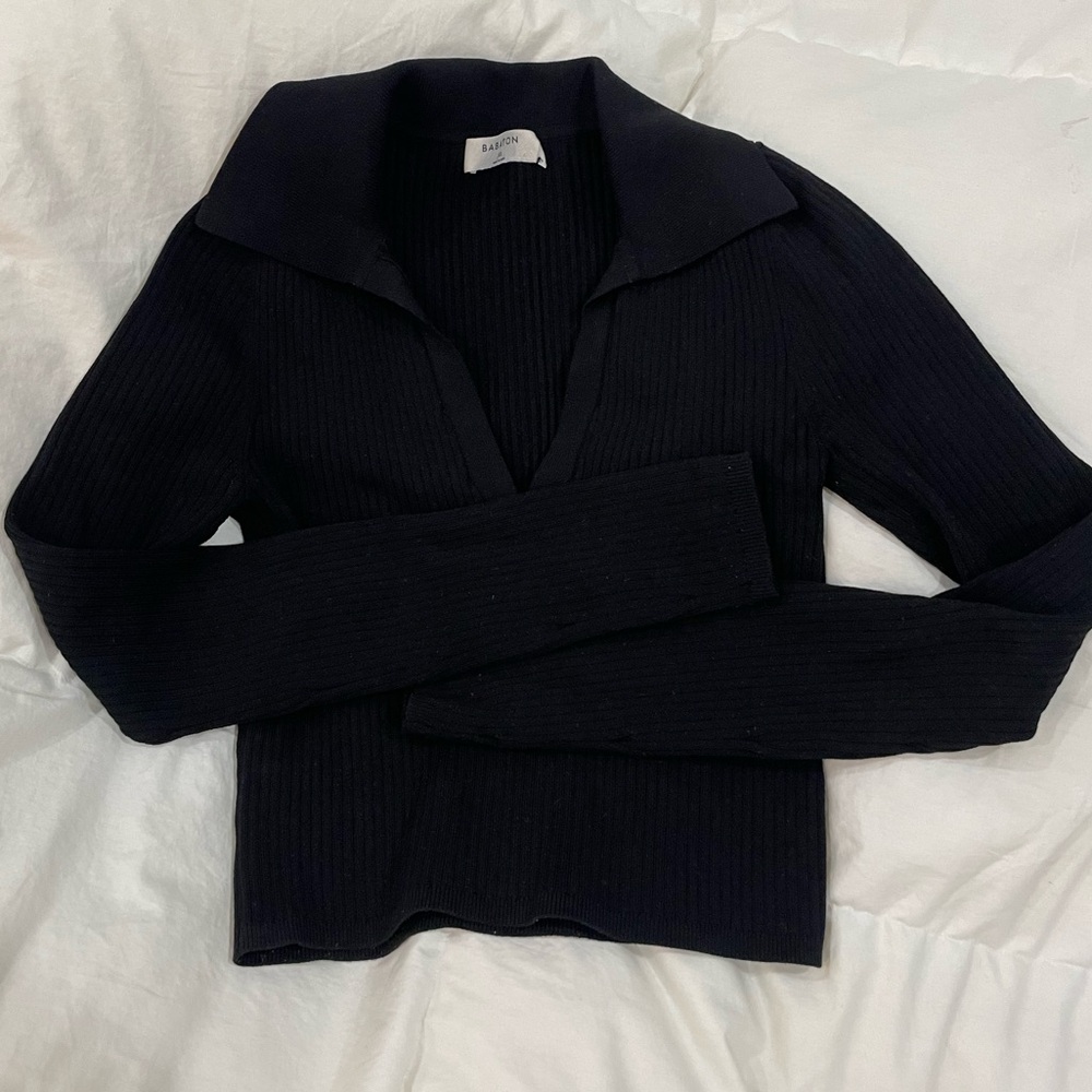 Aritzia Babaton Sculpt Knit Polo Longsleeve - Picture 3 of 5